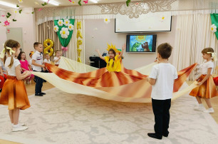 Международный женский день 8 Марта Международный женский день 8 Марта.